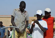 Des cartes pour de l’eau dans la région du Centre-Ouest