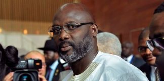 Liberia: le président Weah va réduire son salaire de 25%