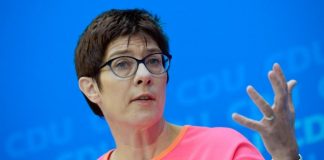 Allemagne: à la CDU, «AKK» favorite pour succéder à Angela Merkel
