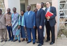 L’ambassadeur américain à la rencontre du monde syndical