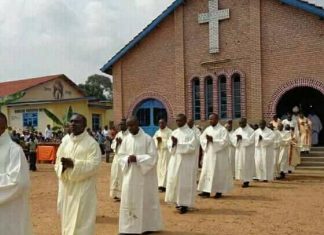 Crises politiques en Afrique : le difficile rôle des religieux