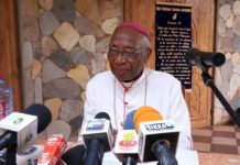 Togo : l’archevêque émérite de Lomé appelle Faure Gnassingbé à partir en 2020