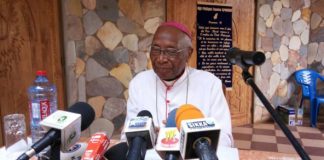 Togo : l’archevêque émérite de Lomé appelle Faure Gnassingbé à partir en 2020