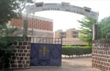 Dossier putsch manqué de septembre 2015: la justice militaire invite à la sérénité