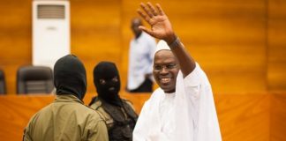 Sénégal: «Je suis devant le tribunal parce que j’ai dit non», les premiers mots du maire de Dakar lors de son procès