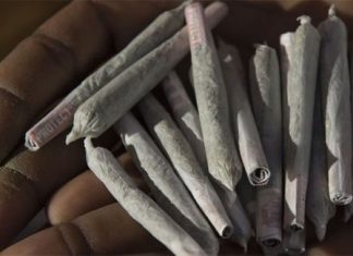 Le « deal » entre le vendeur de drogue et la police