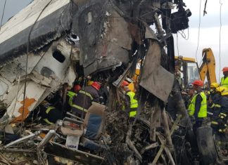 Népal: au moins 27 morts dans le crash d’un avion bangladais