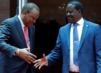 Kenyatta et Odinga se réconcilient pour faire sortir le Kenya de la crise