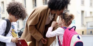 SCHEENA DONIA : COACH EN IMAGE, CONSULTANTE EN COM… ET MÈRE DE 4 ENFANTS !