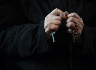 Chine: un évêque reconnu par le Vatican relâché après 24 heures de détention