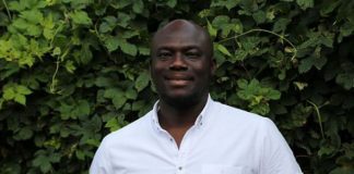 Livre : « Né un mardi, » Nigeria History X par Elnathan John