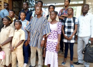 EDUCATION : DES BOURSES POUR 8272 ELEVES DONT 4400 FILLES