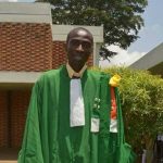 De vigile à docteur en histoire… : L’étrange destin de Daniel Rikié Boussou !