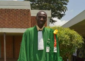 De vigile à docteur en histoire… : L’étrange destin de Daniel Rikié Boussou !