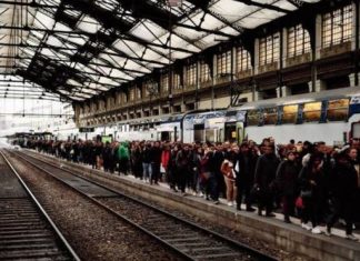 Grève massive des transports en France