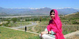 Malala quitte le Pakistan après une visite émouvante
