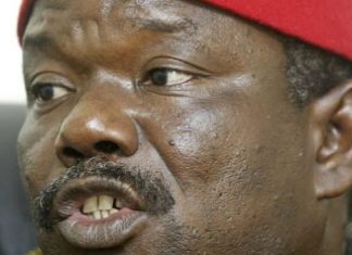 Au Liberia, l’ancien chef de guerre Prince Johnson se voit en « héros »