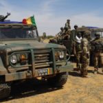 Au moins quatre militaires et huit assaillants tués dans le centre du Mali