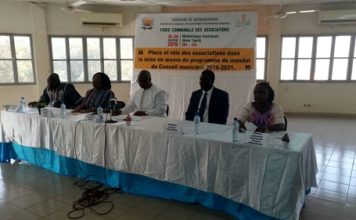 1ère édition de la foire communale : une cinquantaine d’associations représentées le-presiduim-a-la-foire