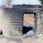 Le démon rampant ! LE-RESTE-D'une-case-à-yirgou