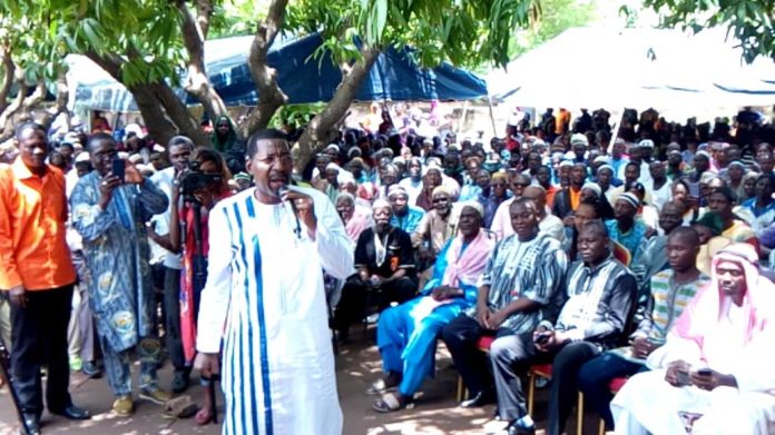 Bala-SAKANDE-A-L'ASSEMBLEE-GENERALE-DE-LEO