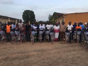 Burkina-Kombissiri-recompenses-école-manegda