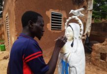 Art : la sculpture, une passion pour Gouamwaoga Jérôme Kaboré Koudougou-sculpture-Gouamwaoga -Jérôme- Kaboré