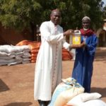 OCADES Caritas Burkina vole au secours de 2 000 ménages déplacés internes Burkina-déplacés-internes-OCADES-caritas-soutien