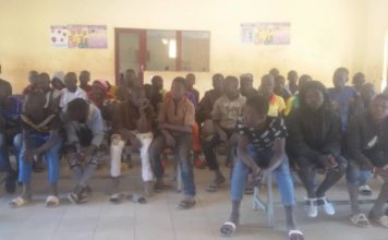 Migration d’enfants, une bombe à désamorcer LES-ENFANTS-PRESENTES-AUX-JOURNALISTES