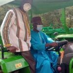 Campagne humide 2020 : des tracteurs pour les producteurs semenciers du Nahouri. DE-NOUVEAUX-TRACTEURS