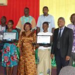 A l’UNZ, des étudiants reçoivent leurs ordinateurs A-l-UNZ- des- étudiants-reçoivent-leurs-ordinateurs