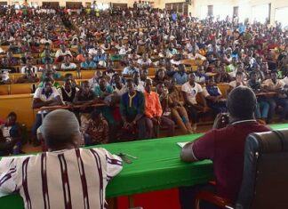 Université Norbert Zongo : le huis clos « agité » du président avec ses étudiants Université -Norbert –Zongo- le -huis -clos - -du -président -avec –ses- étudiants