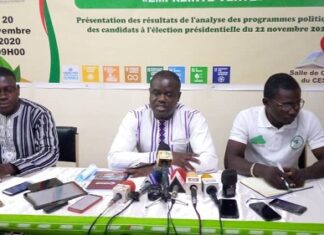 Économie verte : le mouvement Agir ensemble, le MRB et le MPP ont les meilleurs programmes LE-PRESIDIUM-LORS-DE-LA-CEREMONIE