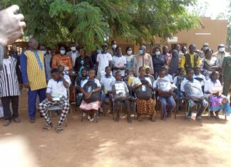 Excellence à l’école primaire au Bazèga : la direction provinciale de l’éducation récompense les lauréats de l’année 2019-2020 EXCELLENCE-RECOMPENSE-DANS-LE-BAZEGA