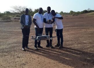 Techniques de pilotage de drone : Drone Tech Africa outille des -participants Techniques –de- pilotage- de- drone- Drone –Tech- Africa outille- des -participants