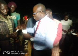 Présidentielle 2020 : Abdoulaye SOMA en campagne de proximité dans la Bougouriba Présidentielle- 2020 -Abdoulaye –SOMA- en- campagne -de –proximité- dans- la- Bougouriba