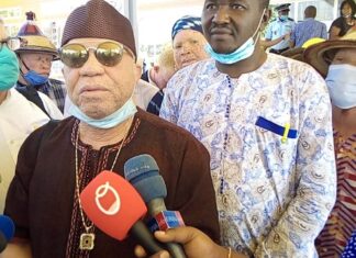 Salif Keïta au Burkina Faso: un dîner gala et un concert live en vue SALIF-KEITA
