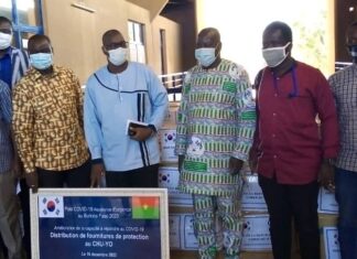 Riposte Covid-19 : la république de Corée du Sud offre du matériel de protection à l’hôpital Yalgado Riposte -Covid-19-la -république -de -Corée -du –Sud- offre- du- matériel -de -protection –à- l-hôpital -Yalgado