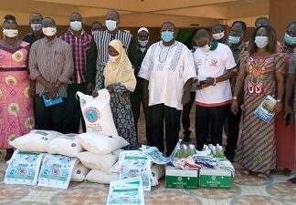 Solidarité syndicale : plus d’une tonne de farine de maïs remise aux déplacés internes de Ziniaré Solidarité –syndicale- plus -d’une- tonne -de -farine -de –maïs- remise- aux –déplacés- internes- de -Ziniaré