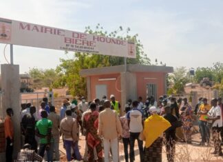 Commune de Houndé : le maire rend compte de sa gestion à la population Commune- de- Houndé- le -maire -rend -compte -de -sa -gestion –à- la- population