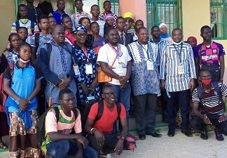 Économie : l’Afrique a besoin d’un ajustement culturel et monétaire pour se relever Dr Didier Zoungrana Économie-l'Afrique –a- besoin -d'un -ajustement -culturel -et -monétaire –pour- se- relever- Dr- Didier -Zoungrana