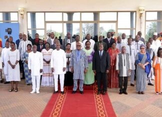 Nouveau gouvernement de Dabiré : ce que pensent les Ouagalais ! Nouveau-gouvernement- de- Dabiré- ce- que- pensent- les -Ouagalais !