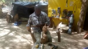 Sculpture-« -la –valeur- cardinale- de- l-objet –d-art- réside- dans- sa- capacité- expressive- » , Ibrahim -KOUYATE