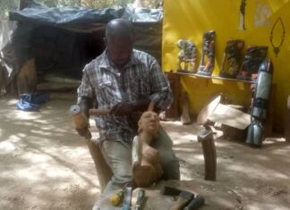 Sculpture : « la valeur cardinale de l’objet d’art réside dans sa capacité expressive » , Ibrahim KOUYATE Sculpture-« -la –valeur- cardinale- de- l-objet –d-art- réside- dans- sa- capacité- expressive- » , Ibrahim -KOUYATE