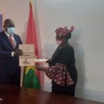 Promotion des TIC et protection des données personnelles : la CIL et l’ANPTIC unissent leurs forces SIGNATURE-DE-CONVENTION-CIL-ET-ANPTIC