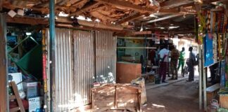 Grand marché de Nouna : plus de 100 portables emportés et d’énormes dégâts ! PLUS-DE-100-PORTABLES-EMPORTES-AU-MARCHE-DE-NOUNA