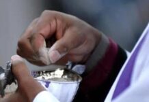 Mercredi des cendres : les catholiques célèbrent le début du carême MERCREDI-DES-CENDRES