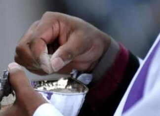 Mercredi des cendres : les catholiques célèbrent le début du carême MERCREDI-DES-CENDRES