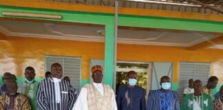 Réconciliation nationale : Zéphirin Diabré rencontre le Dima du Zoungratenga, Roi de Tenkodogo Réconciliation- nationale –Zéphirin- Diabré -rencontre -le –Dima- du- Zoungratenga- Roi -de -Tenkodogo