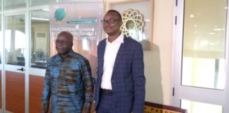 Entrepreneuriat : Simon Compaoré dans les locaux de Yelen Assurance Entreprenariat- Yelen-Assurance- Simon-Compaoré